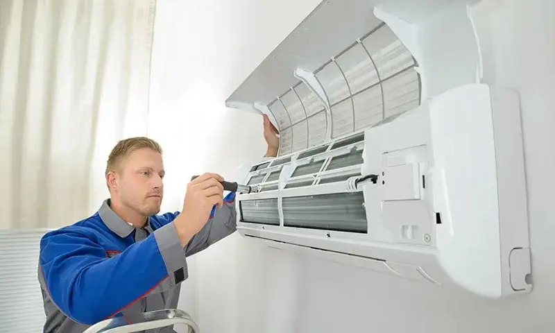 Koszt montażu klimatyzacji domowej: ceny i czynniki wpływające